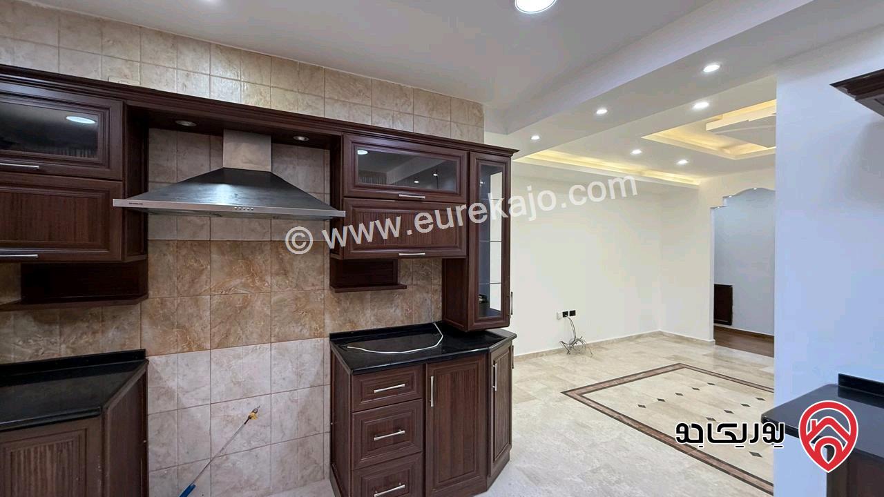 شقة طابق اول مساحة 183م للبيع في عمان - صويلح