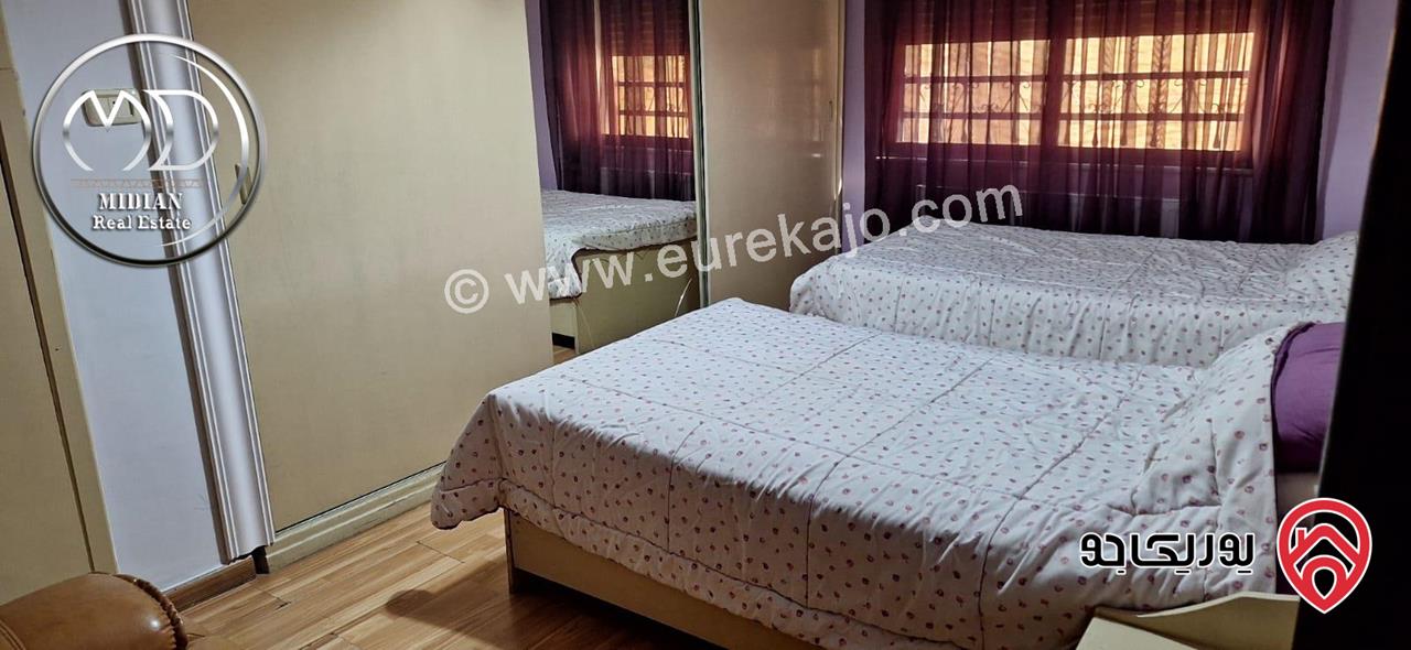 شقة ارضية دوبلكس للبيع في عمان - خلدا مساحة 260م مع ترس و حديقة 200م تشطيبات سوبر ديلوكس بسعر مميز جداً