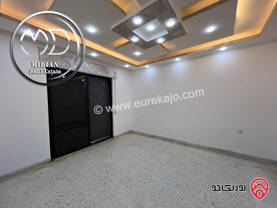 فيلا مستقلة فارغة مساحة 460م على أرض 800م للايجار في عمان - ام السماق قرب السيتي مول سوبر ديلوكس منطقة فلل هادئة بسعر مميز جداً