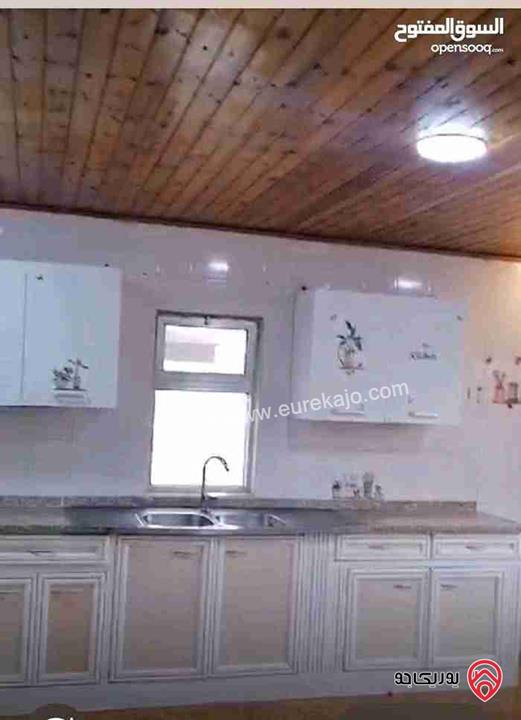 شقة فارغة طابق ثاني مساحة 110م للإيجار في عمان - خلدا 