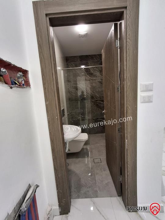 شقة طابق رابع دوبلكس مساحة 210م للبيع في عمان - الجبيهة 