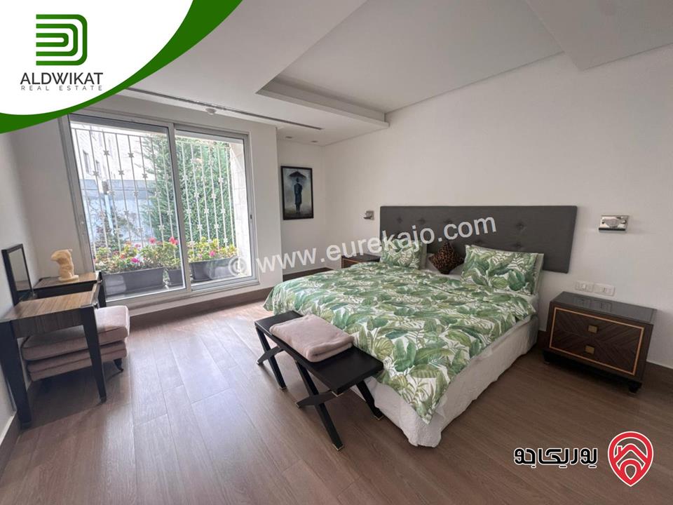 فيلا فاخره مفروشه مستقلة للبيع في عمان - دابوق مساحة البناء 800م ، الارض 770م ، الحديقة 200م والترس 200م