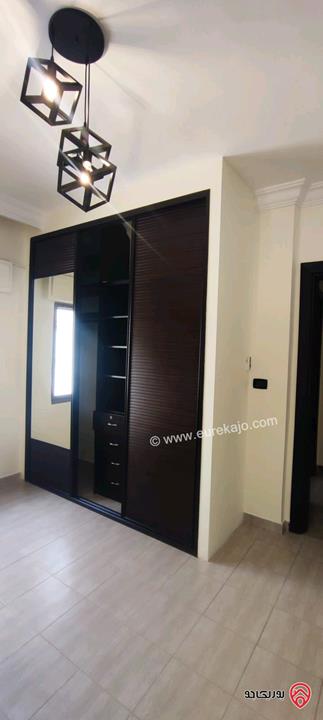 شقة طابق ثالث مساحة 200م للايجار في عمان - دير غبار