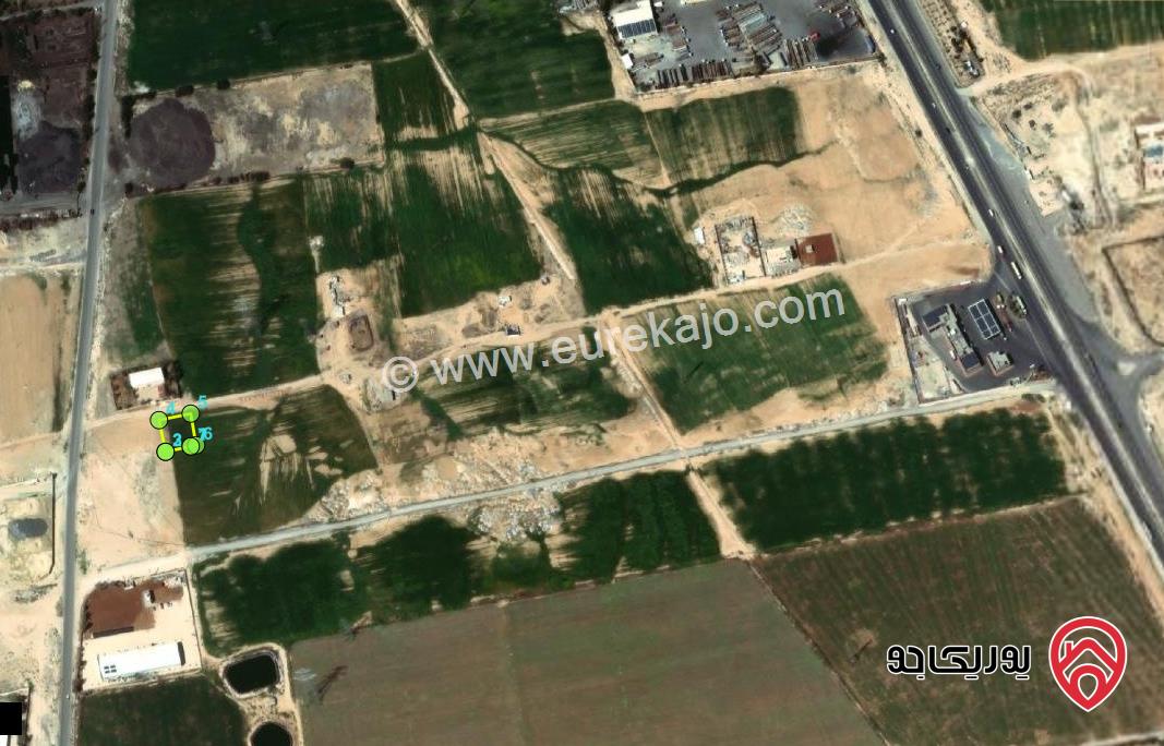 قطعة ارض مميزة للبيع في عمان - الجيزه قريبه من الشارع الرئيسي واجهه على شارع مساحتها 957م مميزه جدا وبسعر مميز 