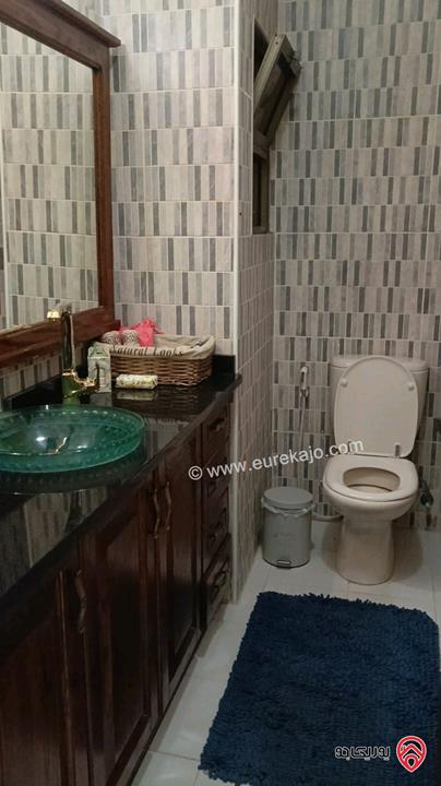 شقة طابق ثاني مساحة 187م للبيع في عمان - عرجان