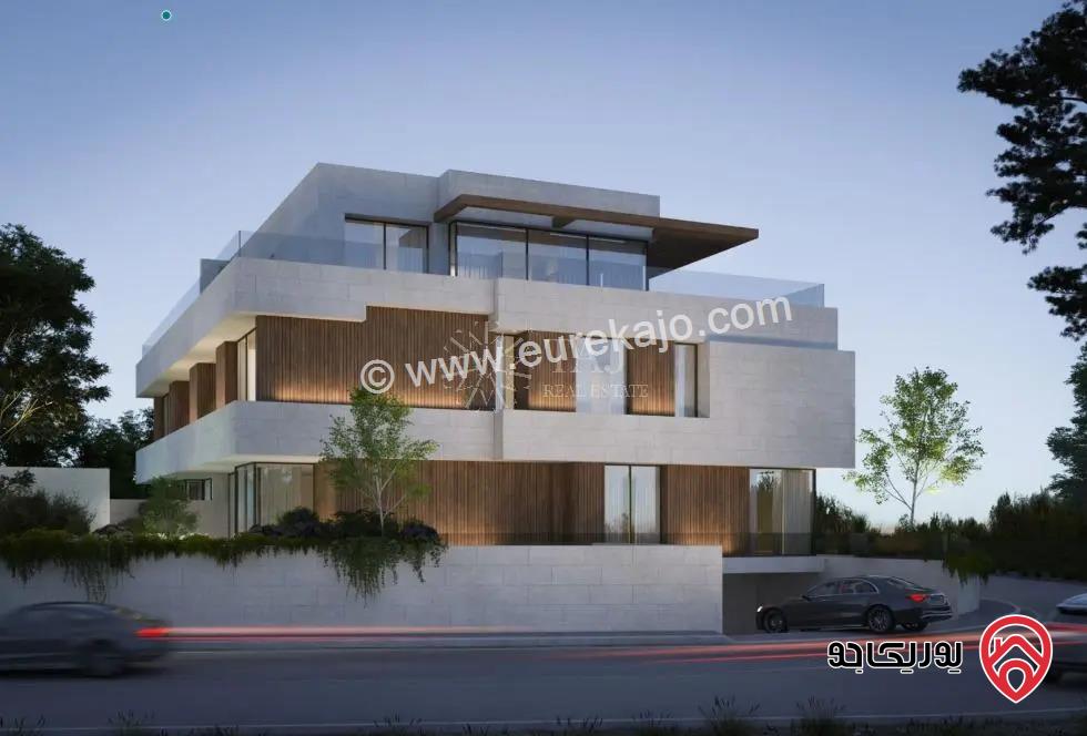 فلل متلاصقة قيد الإنشاء مساحة 850م على ارض 550م للبيع في عمان - عبدون