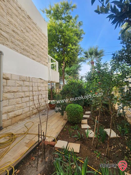 فيلا راقية مساحة 520م على أرض 830م للبيع في عمان - أم أذينة