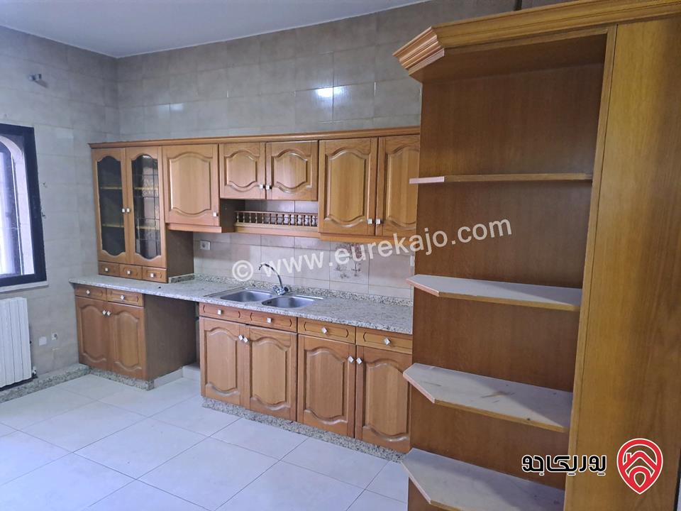 شقة طابق أول مساحة 202م للايجار في عمان - الصويفية