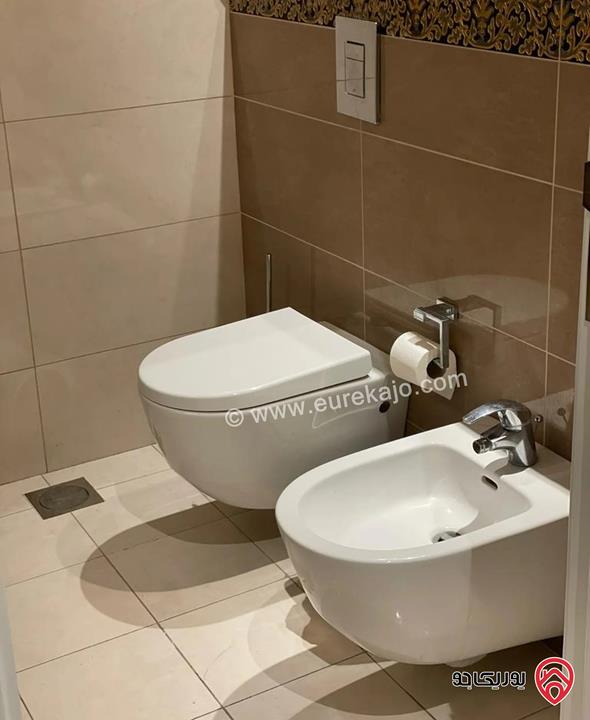 شقة فاخرة مفروشة مساحة 300م طابق أول للايجار في عمان - عبدون 