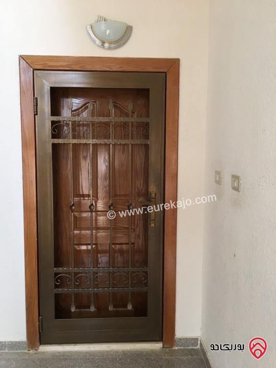 شقة مساحة 205م طابق أول للبيع في عمان - أبو نصير حي الضياء شمال عمان