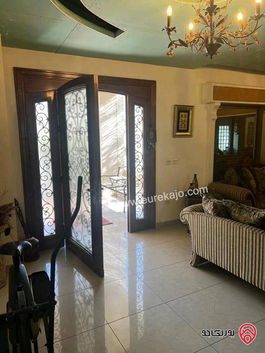 فيلا مساحة 400م على أرض 754م للبيع في عمان - ابو نصير 