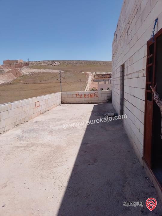 بيت مستقل غير مشطب مساحة 225م على أرض 900م للبيع في عمان - البيضاء