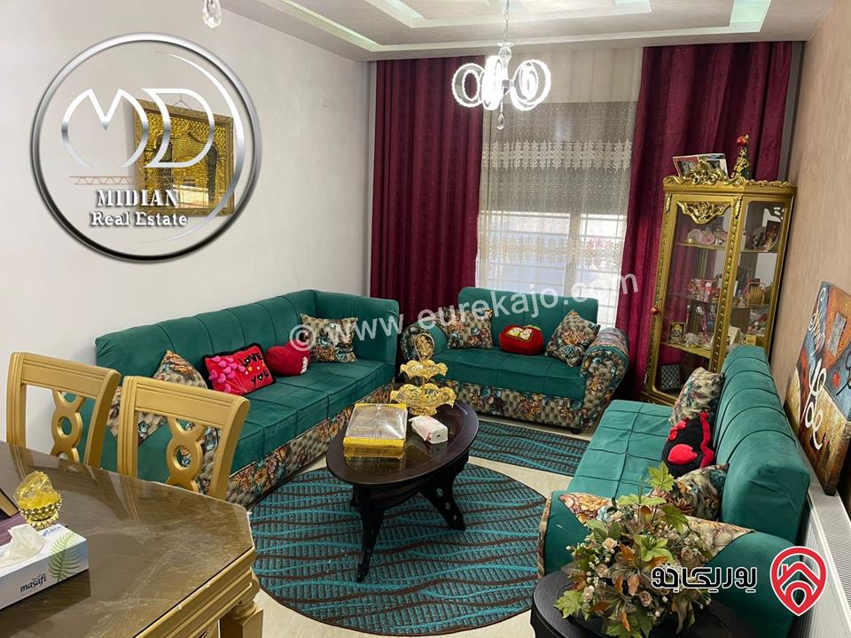 شقة مميزة للبيع في عمان - الرابية طابق اول مساحة 140م تشطيبات و ديكورات سوبر ديلوكس اطلالة جميلة