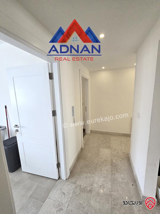 شقة مفروشة بالكامل مساحة 150م للإيجار في جبل عمان من ضمن كمباوند ( مسبح ونادي رياضي )