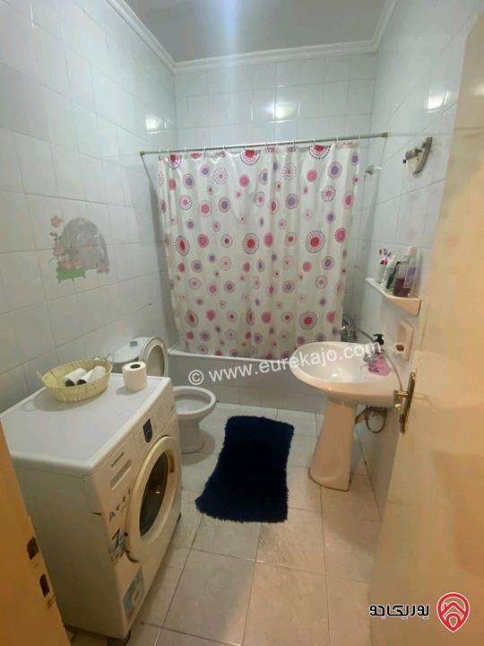 شقة طابق أول مساحة 172م للبيع في عمان - الرابية