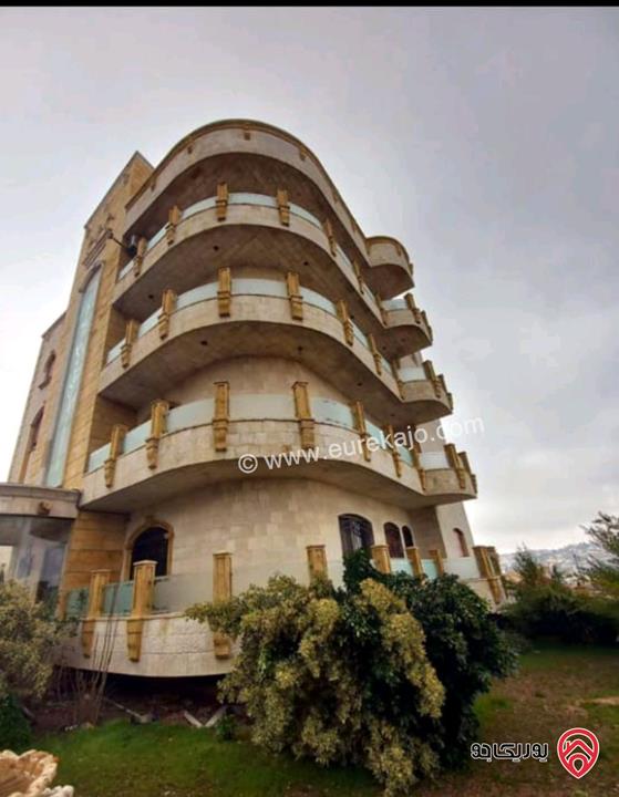 عمارة سكنيه تتكون من 7 طوابق مساحة 2000م للبيع في عمان - مرج الحمام