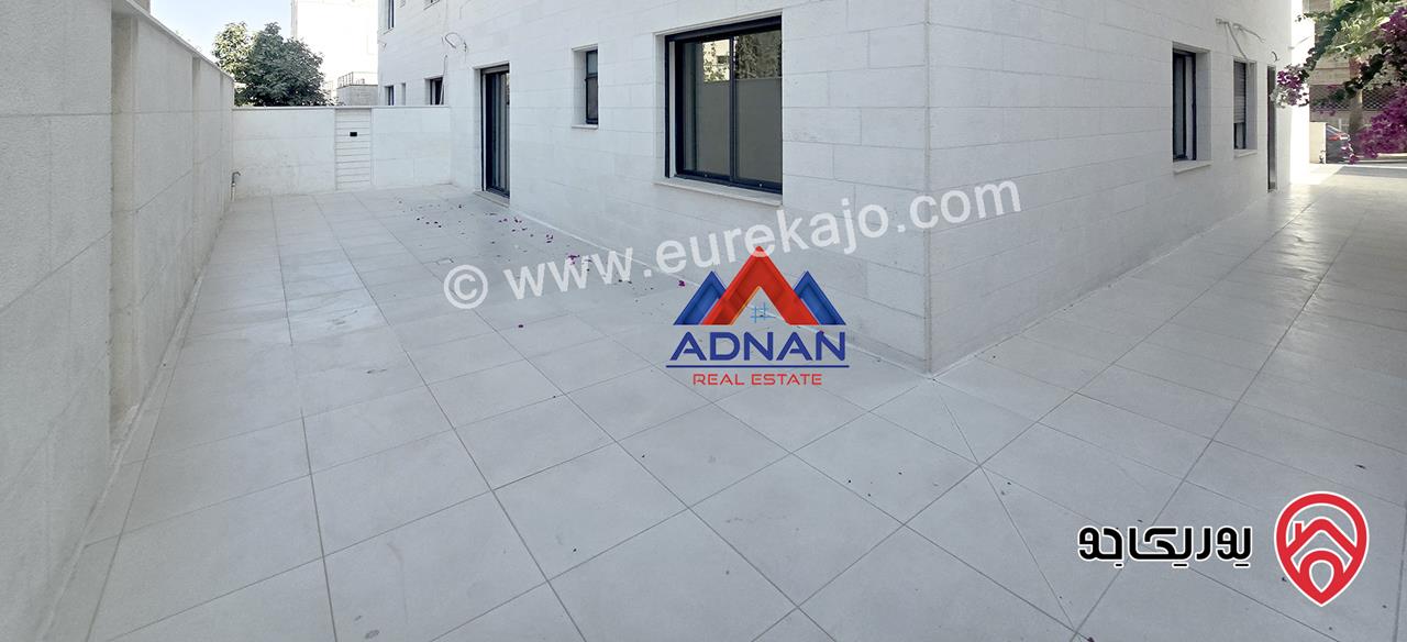 شقة أرضية مساحة 175م مع تراسات واسعة 200م و كراج ومدخل خاص للبيع في عمان - الرابية