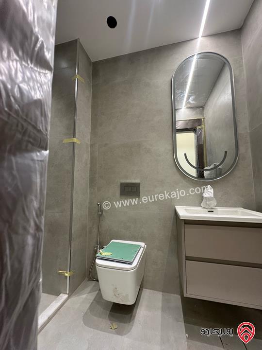 شقة مميزة طابق ثاني مساحة 225م للبيع في عمان - الظهير