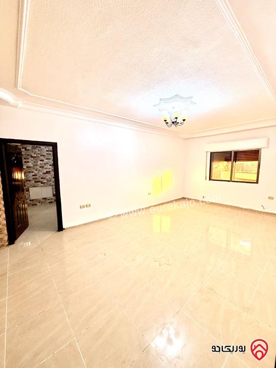 شقة طابق ثاني مساحة 150م للبيع في عمان - طبربور