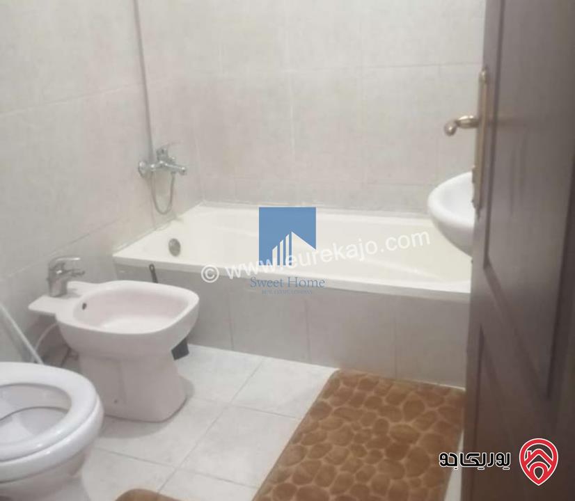 شقة مميزة للبيع في عمان - خلدا - قرب إشارة البنك العربي طابق اول 130م تشطيب سوبر ديلوكس بسعر مغري