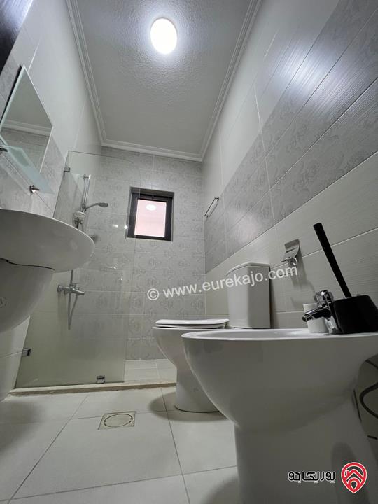 شقة طابق اول مساحة 150م للايجار في عمان - ام السماق شارع مكة 