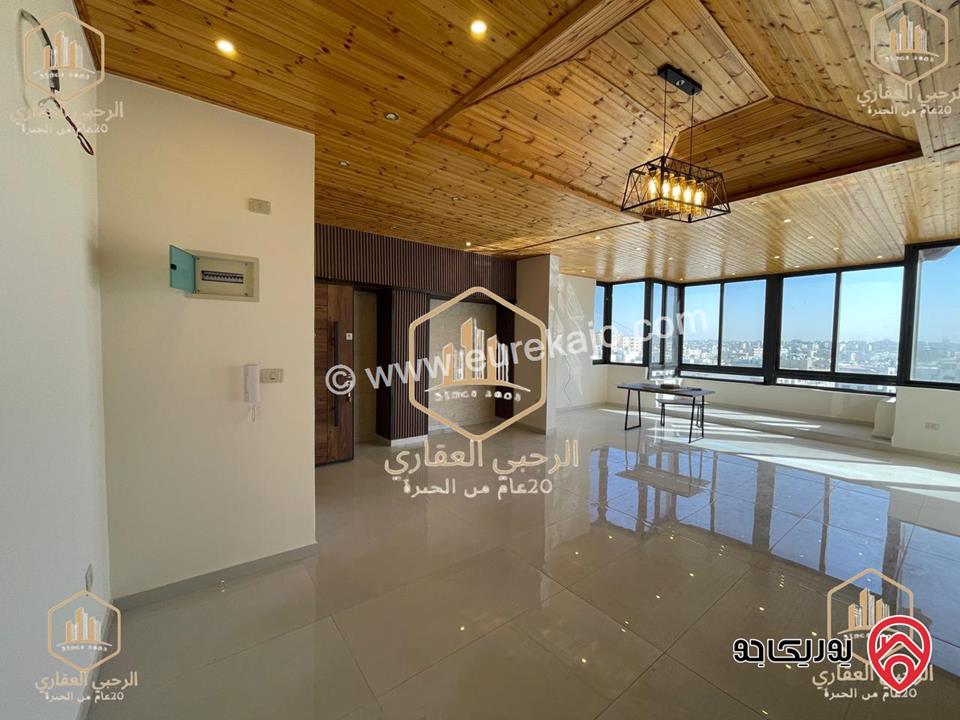 رووف سوبر ديلوكس مساحة 120م للايجار في عمان - خلدا