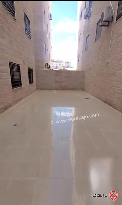  شقة حديثة تسوية مساحة 120م داخلي و 120م خارجي للبيع في عمان - ضاحية الاقصى 