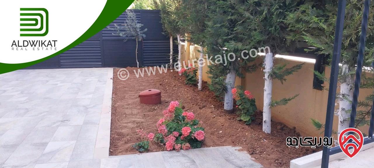 فيلا مساحة الارض 375م ومساحة البناء 590م للبيع في عمان - دابوق
