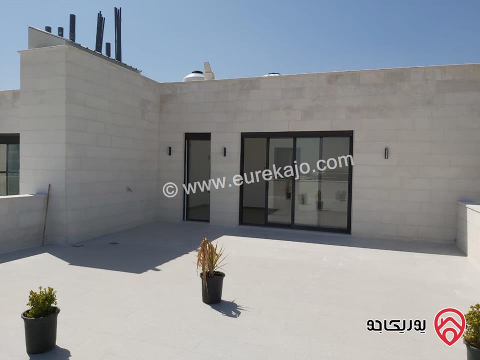 شقة دوبلكس طابق ثالث مع روف مساحة 222م للبيع في عمان - الشميساني