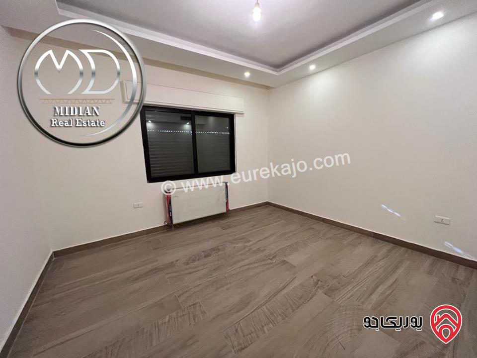 شقة جديدة للبيع طابق ثالث في عمان - دير غبار مساحة 250م مع ترس 50م تشطيبات و ديكورات فاخرة اطلالة رائعة