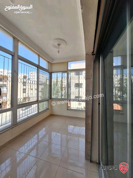 شقة مساحة 185م طابق ثاني للبيع في صويلح إسكان المهندسين حي الفضيلة