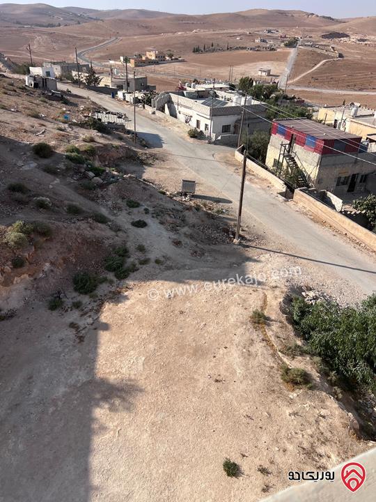 منزل مستقل 3 طوابق على أرض 700م للبيع في المفرق