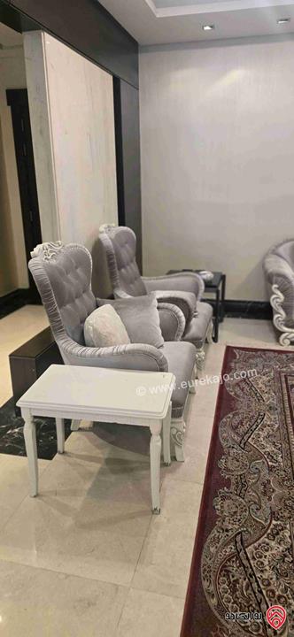 شقة أرضية مساحة 221م داخلي و 80م خارجي للبيع في عمان - أم السماق