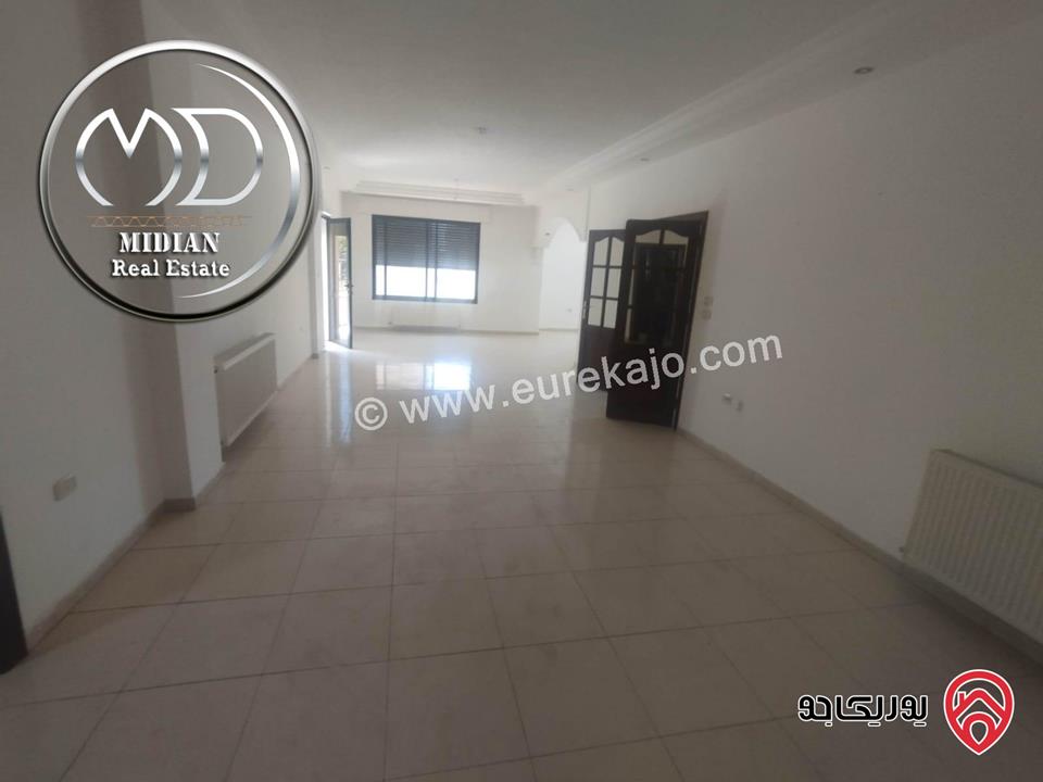 شقة طابقية فارغة للايجار في عمان - ضاحية الامير راشد مساحة 240م طابق اول بسعر مميز