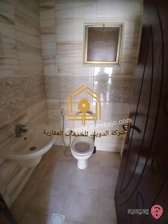 شقة فارغة طابق رابع مع مصعد مساحة 140م للإيجار في عمان - الجاردنز 