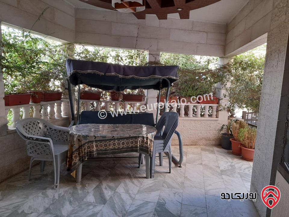 شقة ارضية طابقية 167م + حديقة 100م للبيع او للبدل مع دفع الفرق في الزرقاء - جبل طارق