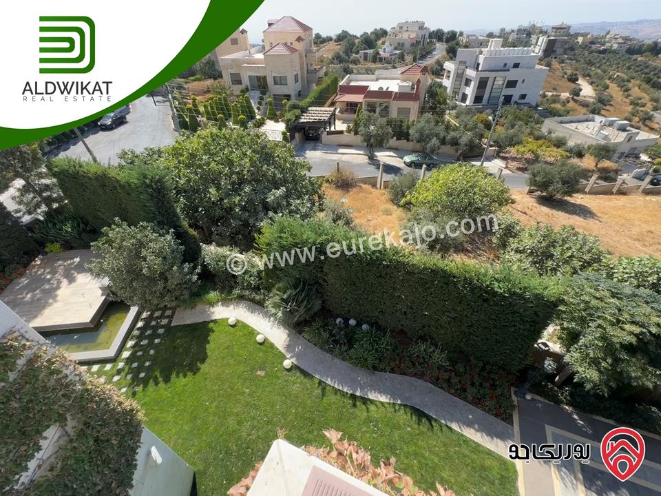 فيلا مستقلة للبيع في عمان - بدر الجديدة مساحة الارض 985م ومساحة البناء 1200م ومساحة الحديقة 400م ومساحة الترس 200م ذات موقع واطلالة مميزة