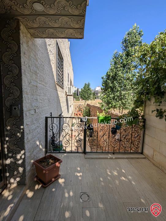 ڤيلا مساحة 700م على أرض 815م للبيع في عمان - مرج الحمام بلعاس