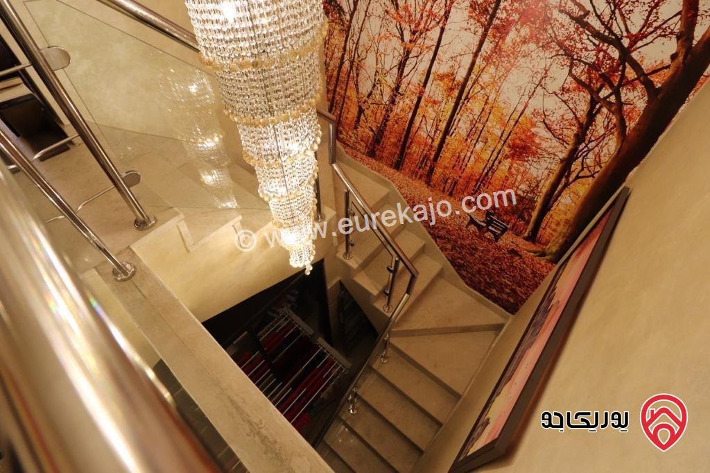 شقة دوبلكس طابق ارضي مساحة 300م داخلي و 250م خارجي للبيع في عمان - ديرغبار 