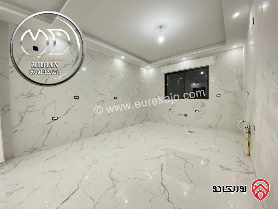 شقق ارضية جديدة للبيع في عمان - الرابية مساحات 175م & 180م تشطيبات ديكورات سوبر ديلوكس بأسعار مميزة