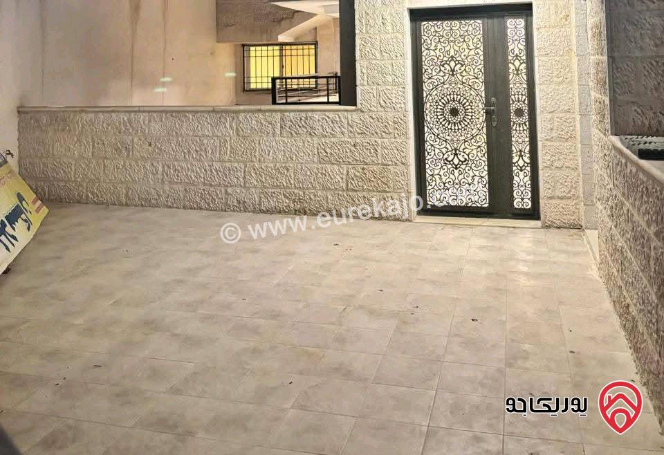 شقة طابق ارضي مساحة 190م للبيع في الزرقاء الجديدة