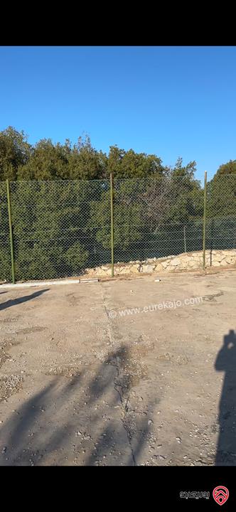 قطعة ارض مساحة 1 دونم و 780م للبيع في السلط - زي اجمل منطقة راقية وهادئة منطقة مزارع وفلل 