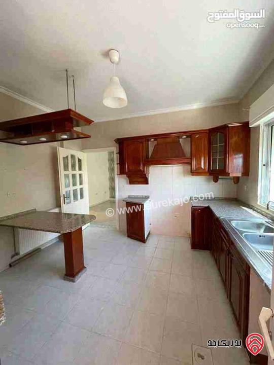 شقة فارغة مساحة 190م طابق ثاني للايجار في عمان - خلدا