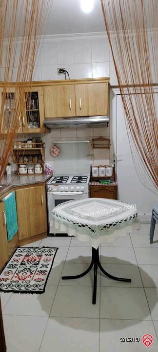 شقة طابق ثاني مساحة 100م للبيع في عمان - الدوار السابع