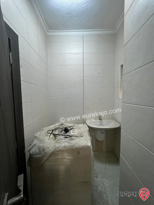 شقة سوبر ديلوكس مجددة مساحة 184م طابق ثالث للبيع في عمان - خلدا