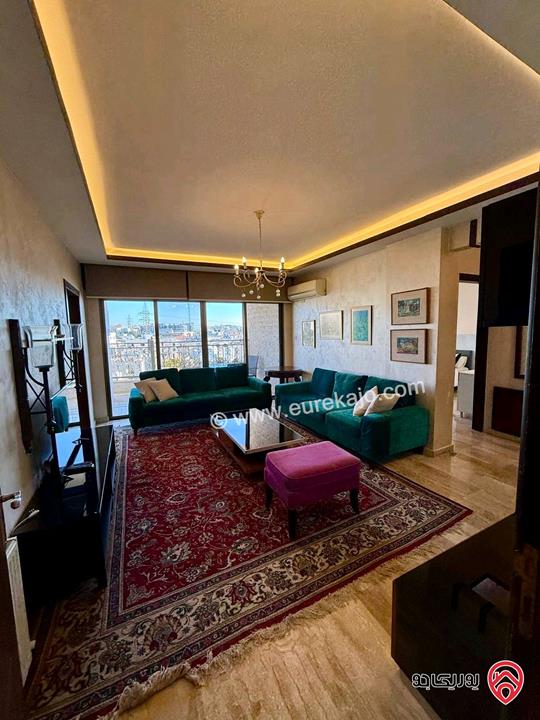 شقة طابق ثالث مساحة 174م + روف 150م للبيع في عمان - السابع 