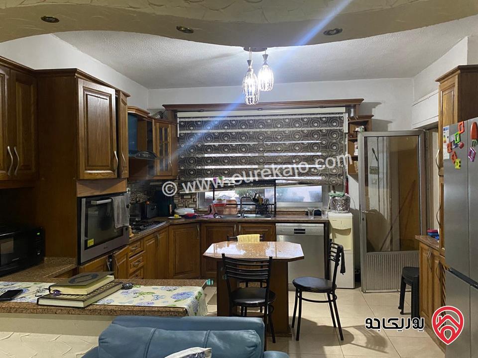 شقة طابق ثاني مساحة 160م للبيع في عمان - ام اذينة بالقرب من ابراج السادس 