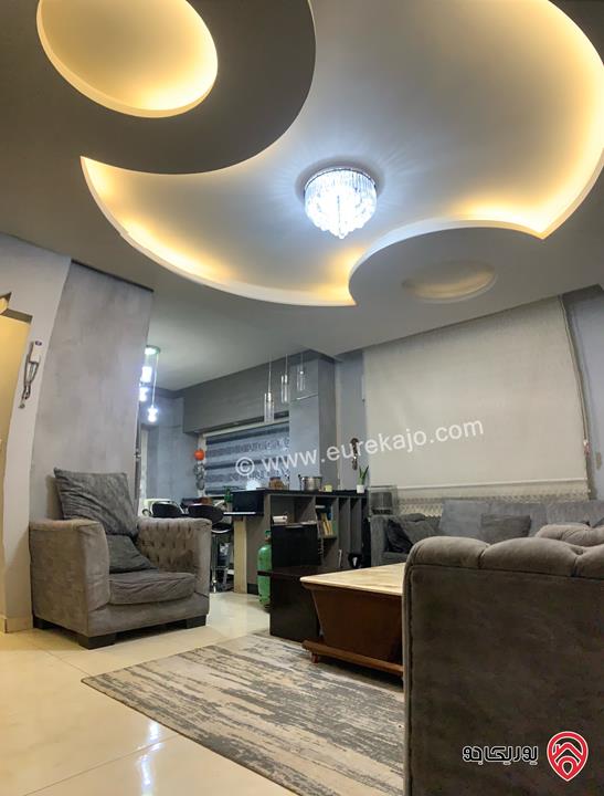 شقة أرضية مساحة 160م للبيع في عمان – منطقة الدربيات (قرب جامعة الحسين التقنية)