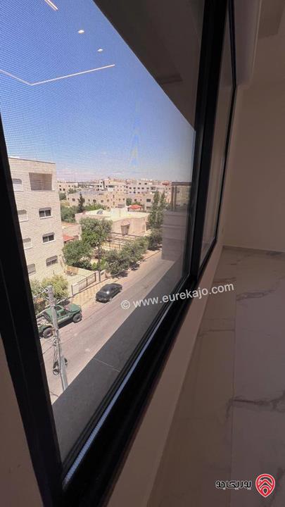 شقة جديدة لم تسكن بعد للبيع في منطقة البنيات مساحة 271م ط3 بالقرب من مدرسة البنيات الثانوية للبينات