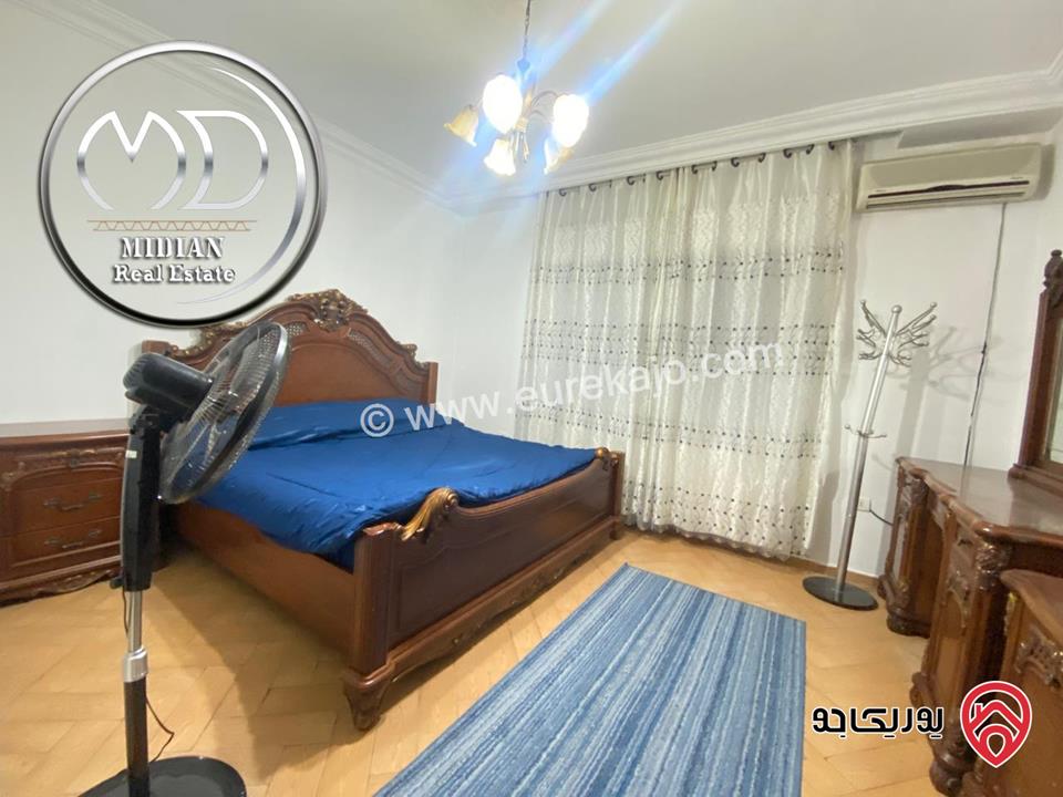 شقة للبيع في عمان - الرابية طابق اول مساحة 180م سوبر ديلوكس اطلالة جميلة بسعر مميز جداً